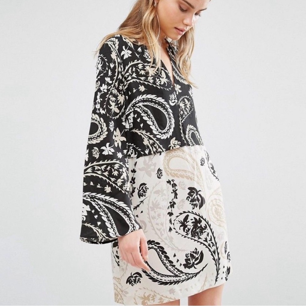 BCBGMaxAzria Black and Cream Paisley Long Sleeve Dress